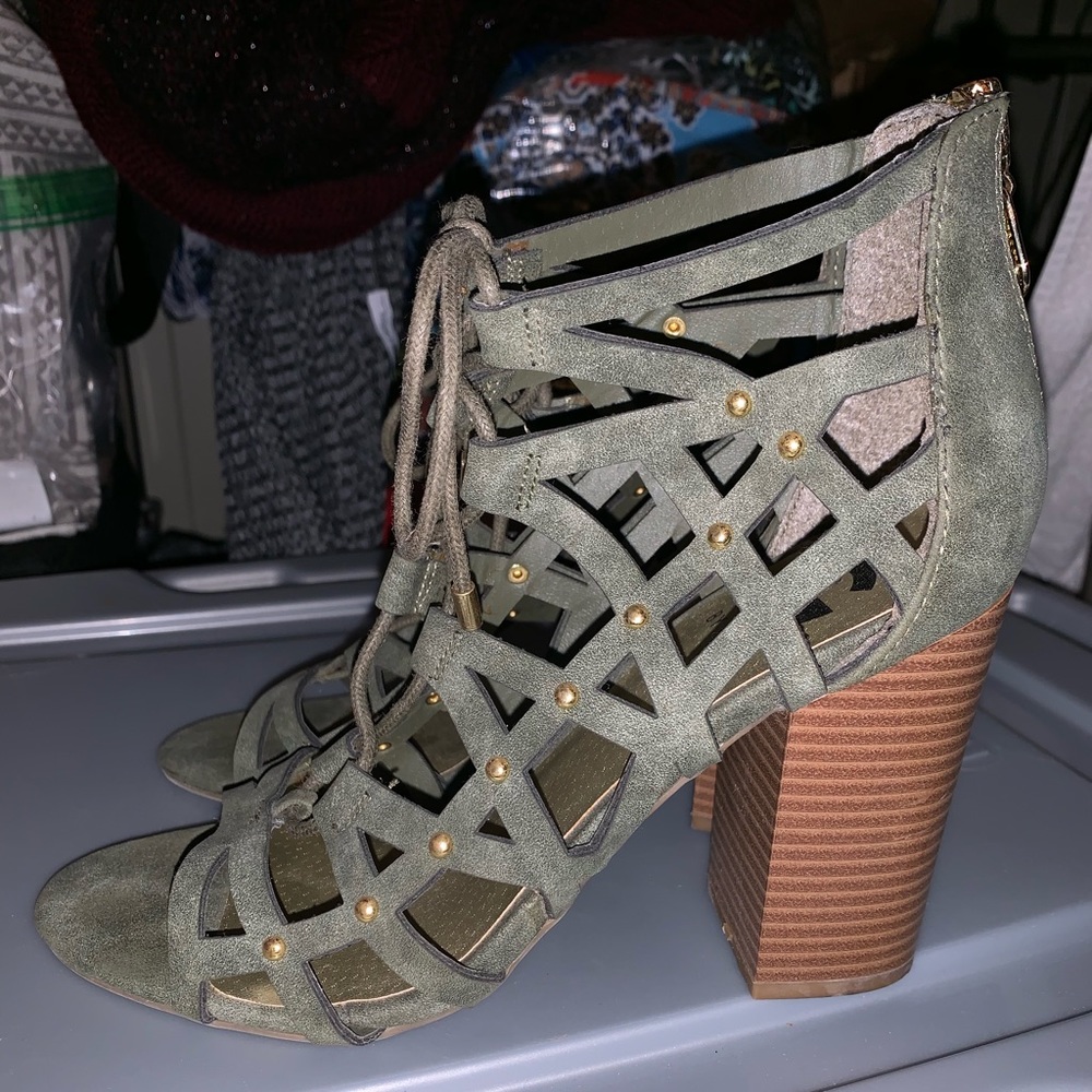 Guess Sandals